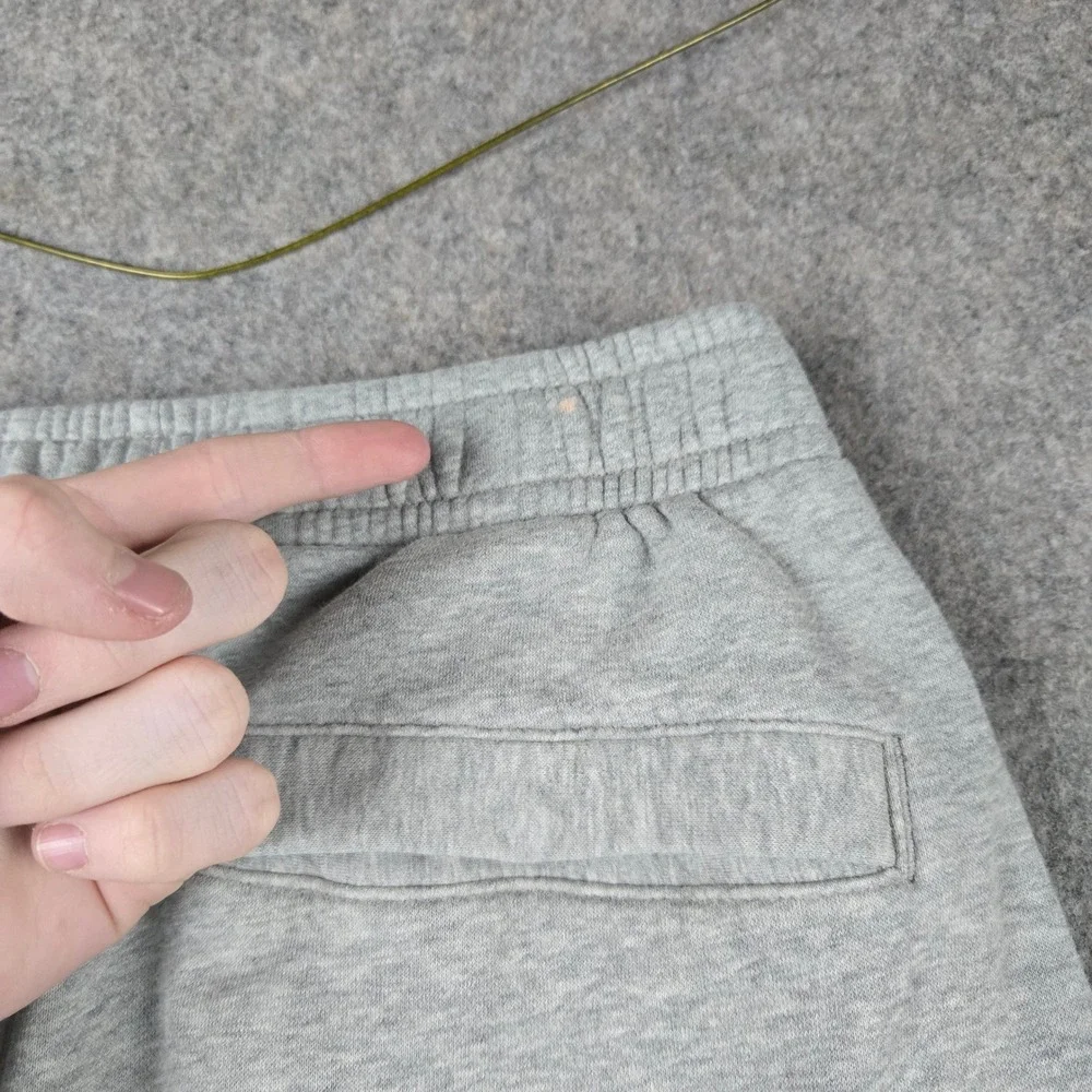Nike Joggers Mens Small Gray Sweatpants Fleece Cuffed Sportswear Athleisure Gym